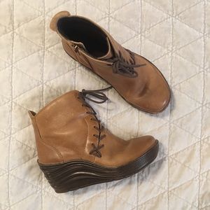 Bionica Corset Lace Up Boots Size 6